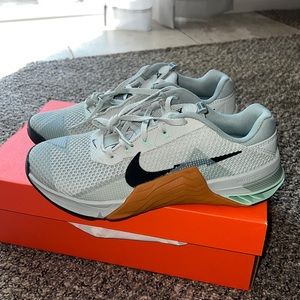 Nike Metcon 7 sneakers